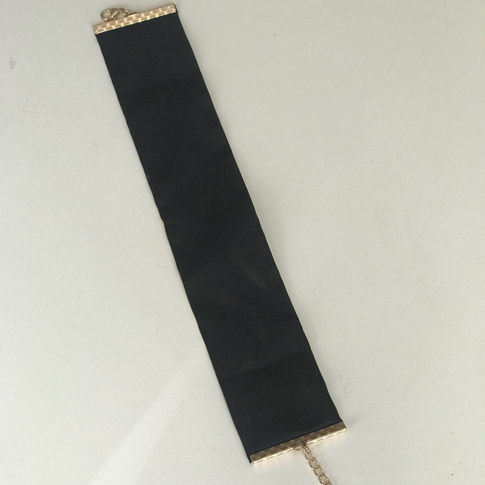 Black Silk Chocker
